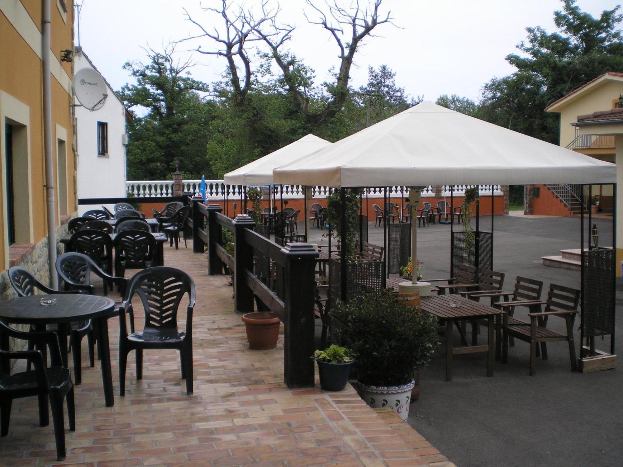 Hotel Alonso Llanes Eksteriør bilde