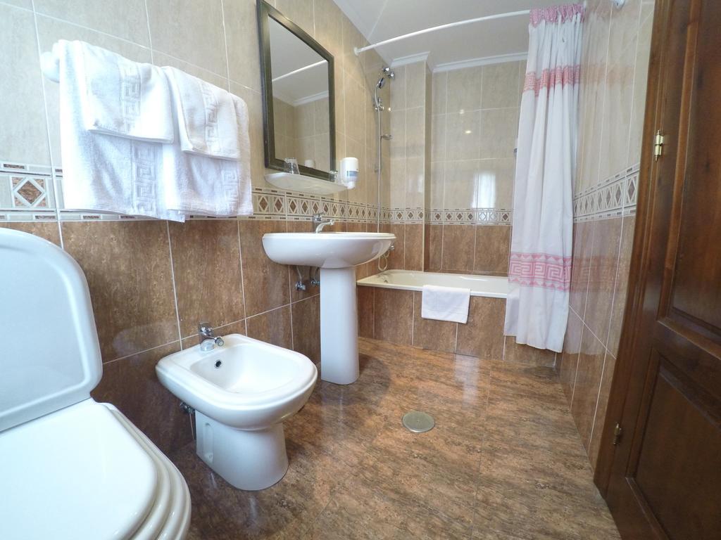 Hotel Alonso Llanes Eksteriør bilde